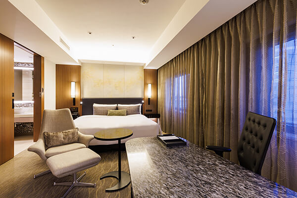 豪華國王大床房, 豪華特大床房